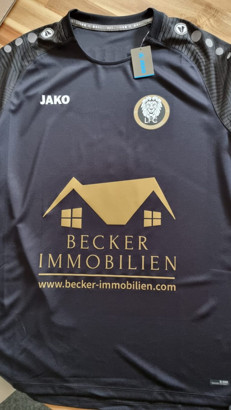Teamwear für Vereine und Mannschaften – echte Arbeit von LENZMEDIA